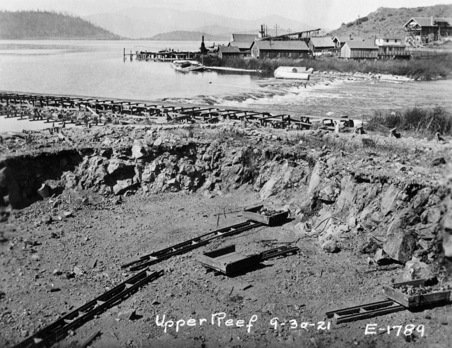 1921 Excavation in Link River Reef at Putnam's Point.